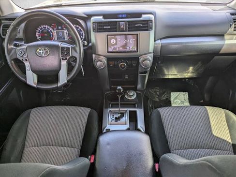Used 2018 Toyota 4Runner SR5 AWD/4WD image 16