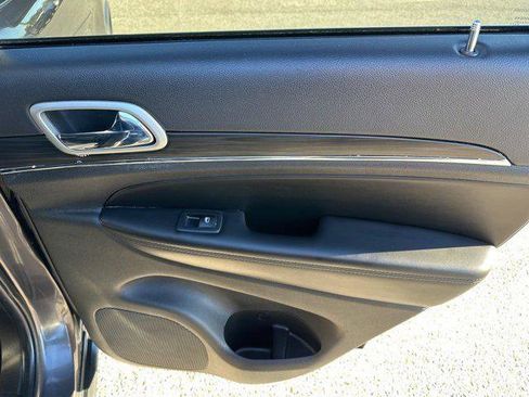 Certified 2021 Jeep Grand Cherokee Limited image 44