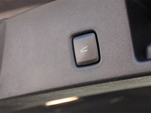 Certified 2024 Ford Escape ST-Line image 8