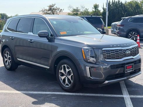 Used 2021 Kia Telluride EX w/ Towing Package AWD/4WD image 3