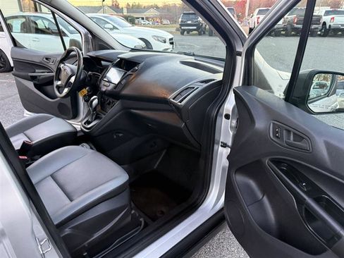 Used 2017 Ford Transit Connect XL image 14