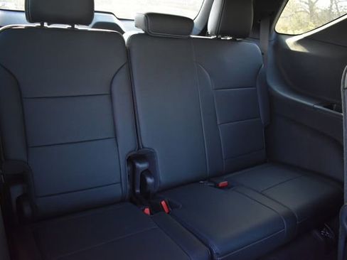 New 2026 Chevrolet Traverse LT w/ Enhanced Driving Package image 16