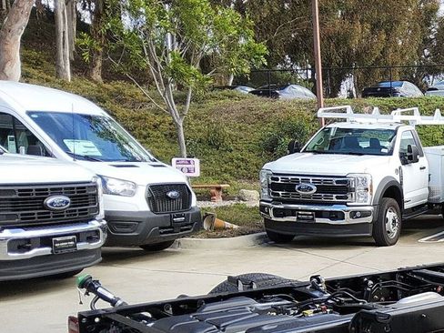 New 2026 Ford F450 XL w/ XL Chrome Package image 18