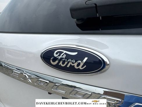 Used 2013 Ford Explorer XLT AWD/4WD image 38