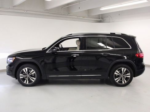 Certified 2025 Mercedes-Benz GLB 250 4MATIC image 7