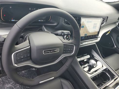 New 2026 Jeep Grand Wagoneer Limited image 20
