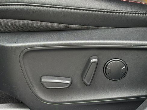 Used 2025 Ford Escape ST-Line image 22