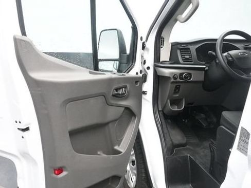 Used 2025 Ford Transit 250 Low Roof w/ Exterior Upgrade Package RWD image 24