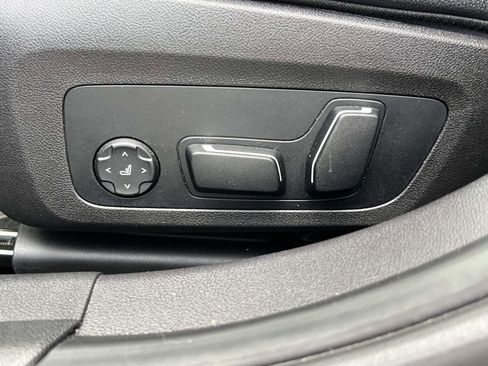 Used 2025 BMW 330i xDrive Sedan image 29