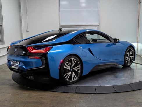 Used 2016 BMW i8 image 9