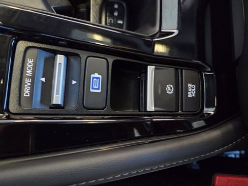 Used 2023 Honda Accord Touring image 39