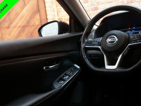 Certified 2023 Nissan Sentra SR w/ SR Premium Package image 34