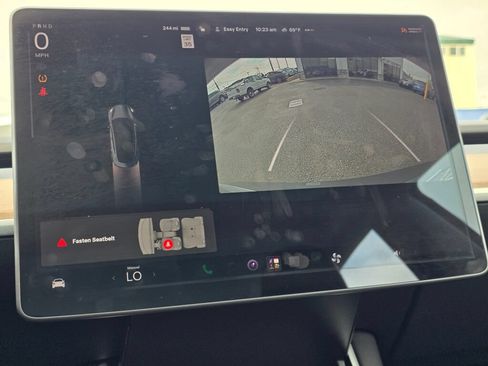 Used 2018 Tesla Model 3 Long Range RWD image 26