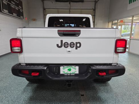 Used 2021 Jeep Gladiator Rubicon AWD/4WD image 8