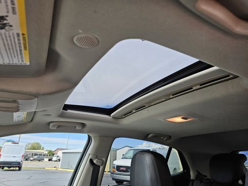 Used 2017 Buick Encore Sport Touring image 23