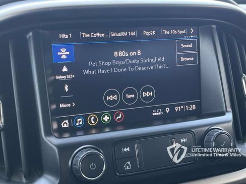 Used 2022 Chevrolet Colorado Z71 w/ Z71 Midnight Edition AWD/4WD image 32