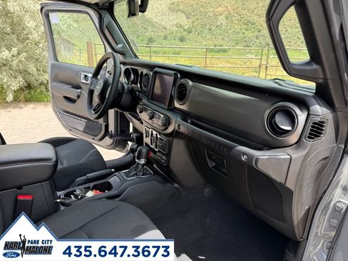 Used 2023 Jeep Wrangler Unlimited w/ Cold Weather Group AWD/4WD image 37