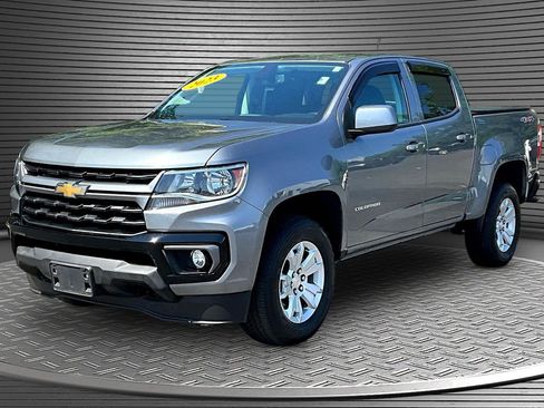 Used 2022 Chevrolet Colorado LT w/ LT Convenience Package AWD/4WD image 3