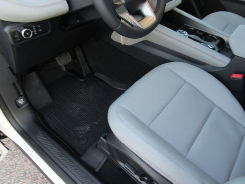 New 2026 Ford Explorer Active w/ Active Comfort Package image 15