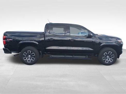 Used 2023 Chevrolet Colorado Z71 w/ Z71 Convenience Package 2 AWD/4WD image 7
