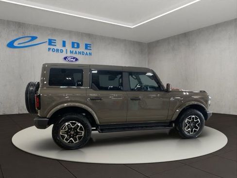 New 2026 Ford Bronco Outer Banks AWD/4WD image 8