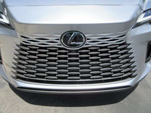 Used 2025 Lexus RX 350h w/ Convenience Package AWD/4WD image 15