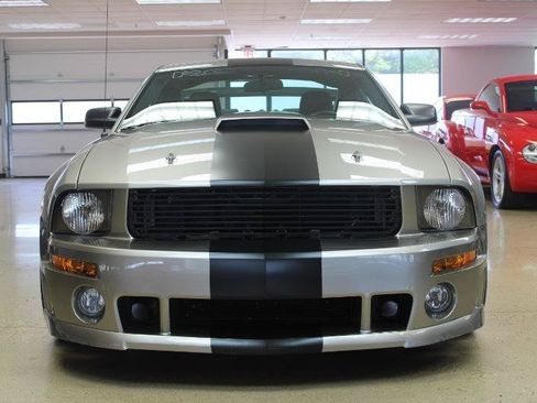 Used 2008 Ford Mustang GT RWD image 10
