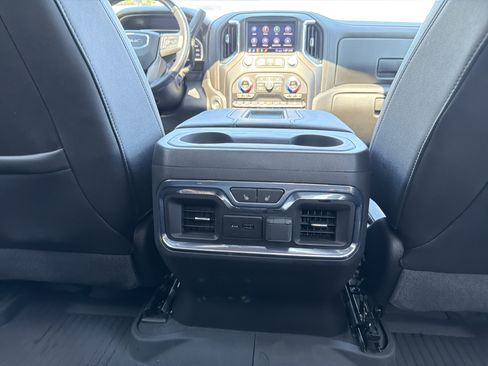 Used 2020 GMC Sierra 1500 AT4 w/ AT4 Premium Package AWD/4WD image 29