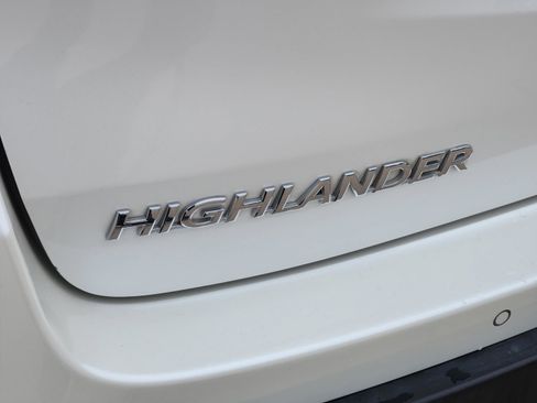 Used 2018 Toyota Highlander Limited Platinum AWD/4WD image 37