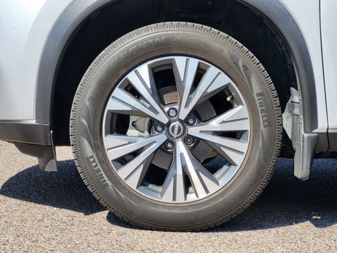 Certified 2023 Nissan Rogue SV AWD/4WD image 9