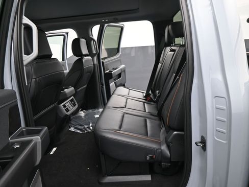 New 2026 Ford F250 Lariat w/ Black Appearance Package image 2