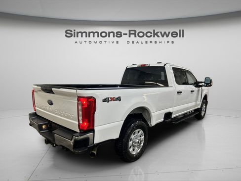 Used 2024 Ford F250 XLT image 5
