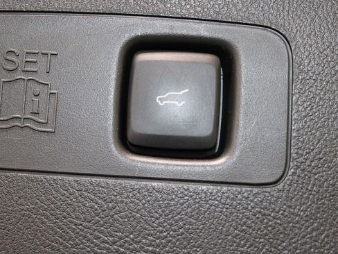 Used 2022 Lincoln Corsair FWD w/ Equipment Group 101A image 14