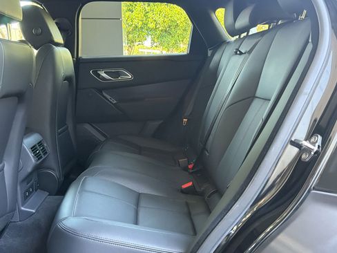 Certified 2026 Land Rover Range Rover Velar Dynamic SE AWD/4WD image 15