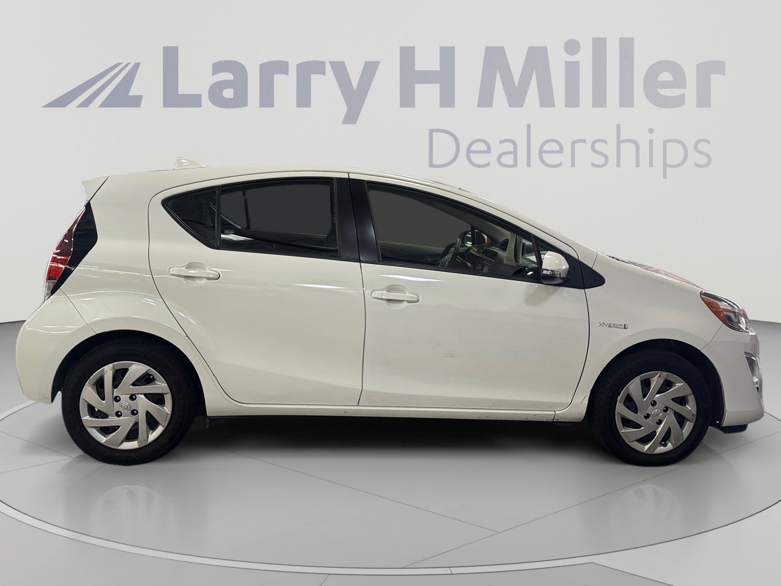 Used 2015 Toyota Prius C Three FWD image 6