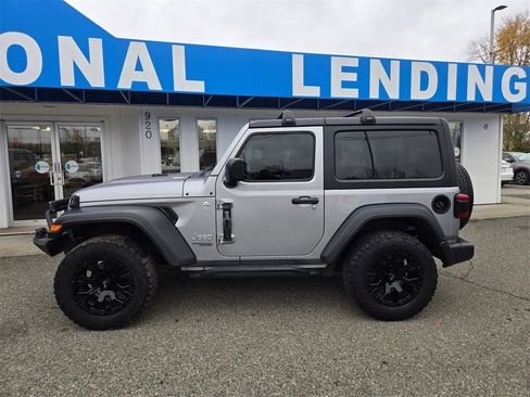 Used 2018 Jeep Wrangler Sport w/ Quick Order Package 23S image 8
