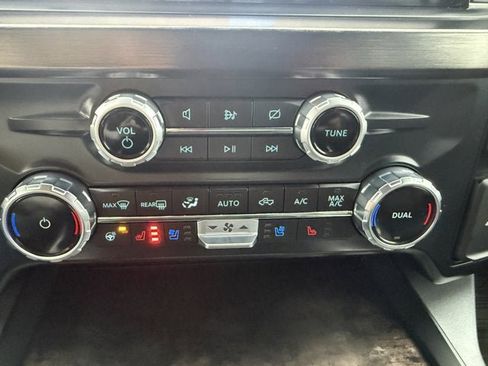 Used 2023 Ford F350 Lariat w/ Chrome Package AWD/4WD image 18