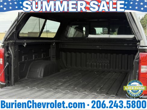 Used 2020 Chevrolet Silverado 1500 High Country w/ Technology Package AWD/4WD image 31