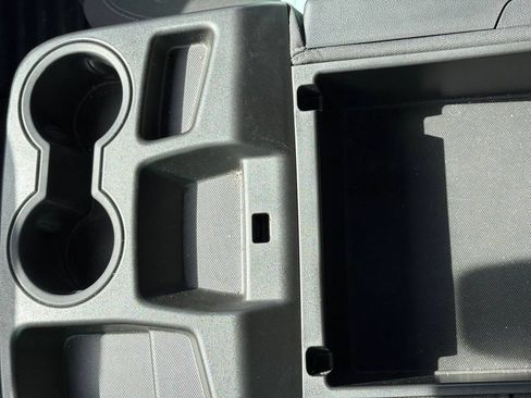 Used 2022 Chevrolet Silverado 1500 Custom RWD image 28
