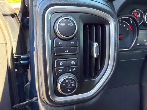Used 2022 Chevrolet Silverado 2500 LT w/ Z71 Sport Edition AWD/4WD image 18