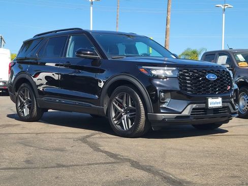 Used 2026 Ford Explorer ST w/ Sun And Sound Package AWD/4WD image 32