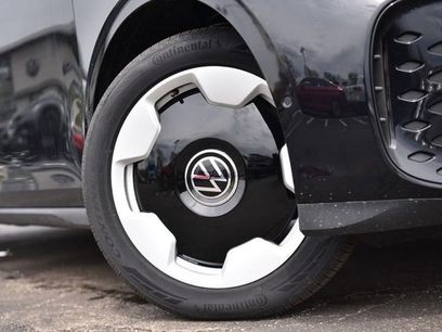 New 2025 Volkswagen ID. Buzz Pro S