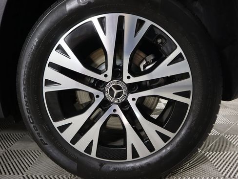 Certified 2025 Mercedes-Benz GLA 250 GLA 250 image 32