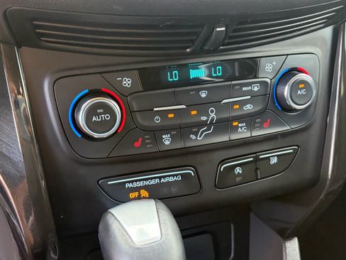 Used 2017 Ford Escape Titanium FWD image 26
