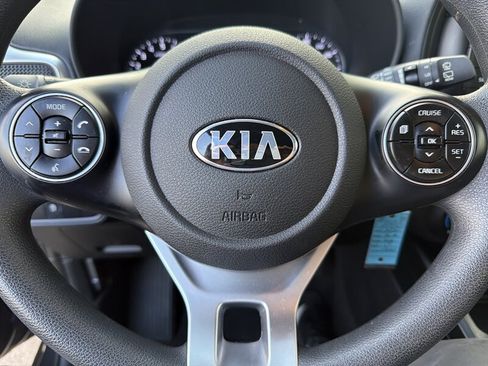 Used 2021 Kia Soul LX FWD image 20