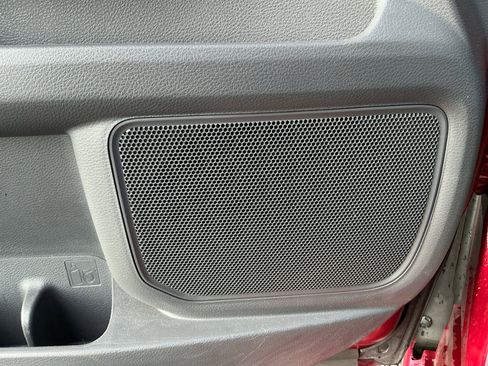 Certified 2023 Toyota Sienna LE image 25