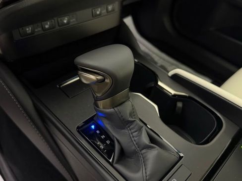 New 2025 Lexus ES 350 w/ Premium Package image 17