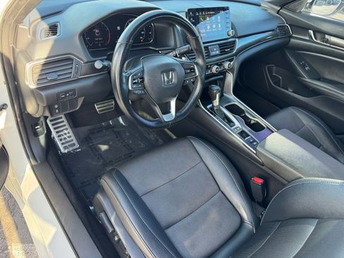 Used 2019 Honda Accord Sport image 17