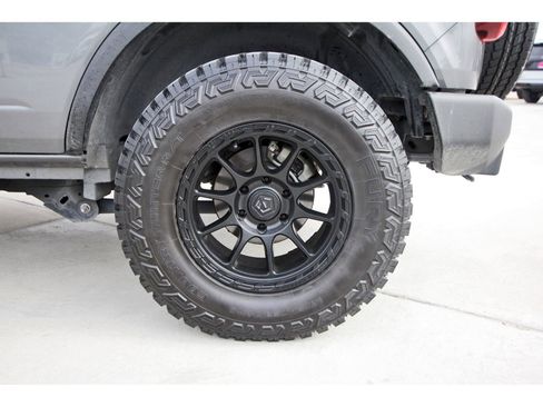 Used 2024 Ford Bronco Big Bend image 30