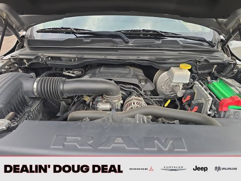 Used 2019 RAM 1500 Laramie AWD/4WD image 24